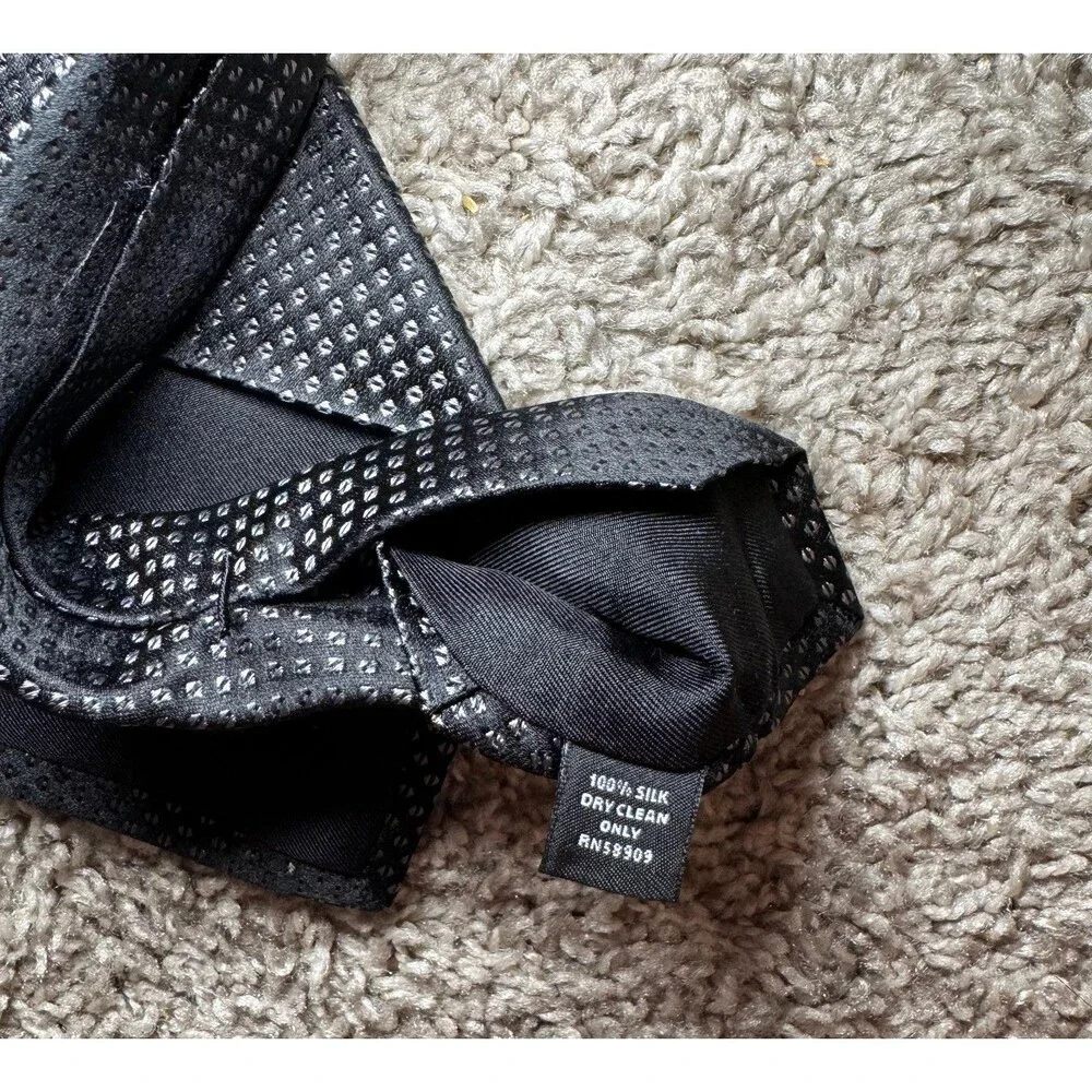 Murano Tie Men's Black Silver Silk Micro Geometric Grid Textured Necktie NWT